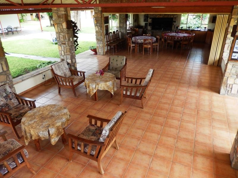 Dornhuegel Guestfarm Hotell Grootfontein Exteriör bild